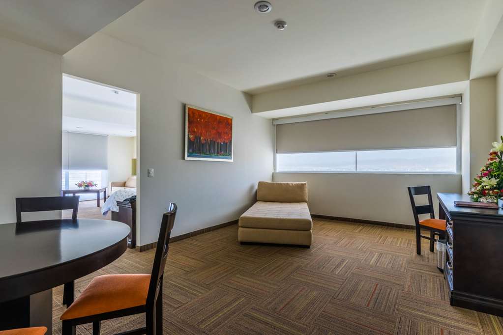 SALA MR SUITE