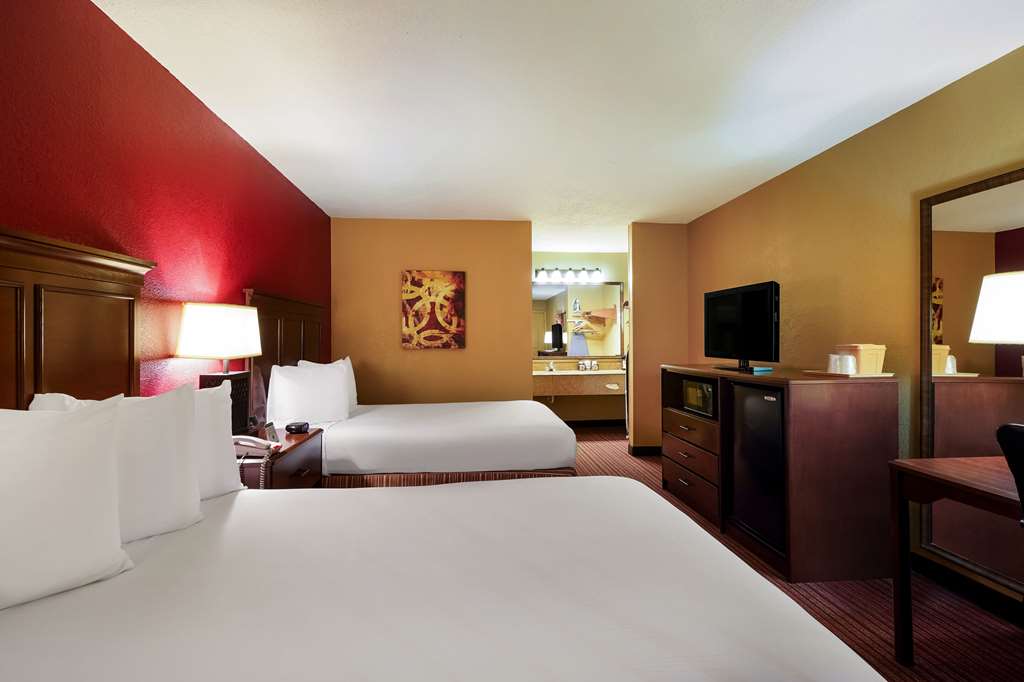 Quality Inn & Suites West Helena - photo 25