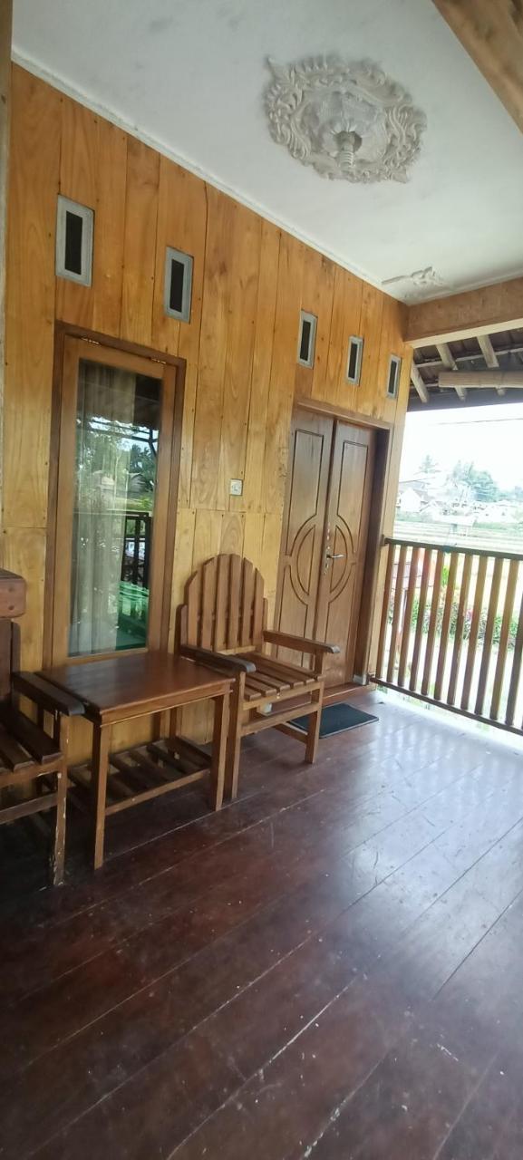 Lemon Tree Tetebatu - carbon neutral hotel in Unknown City