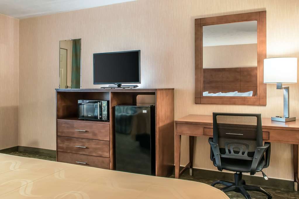 Quality Inn Bedford - photo 21