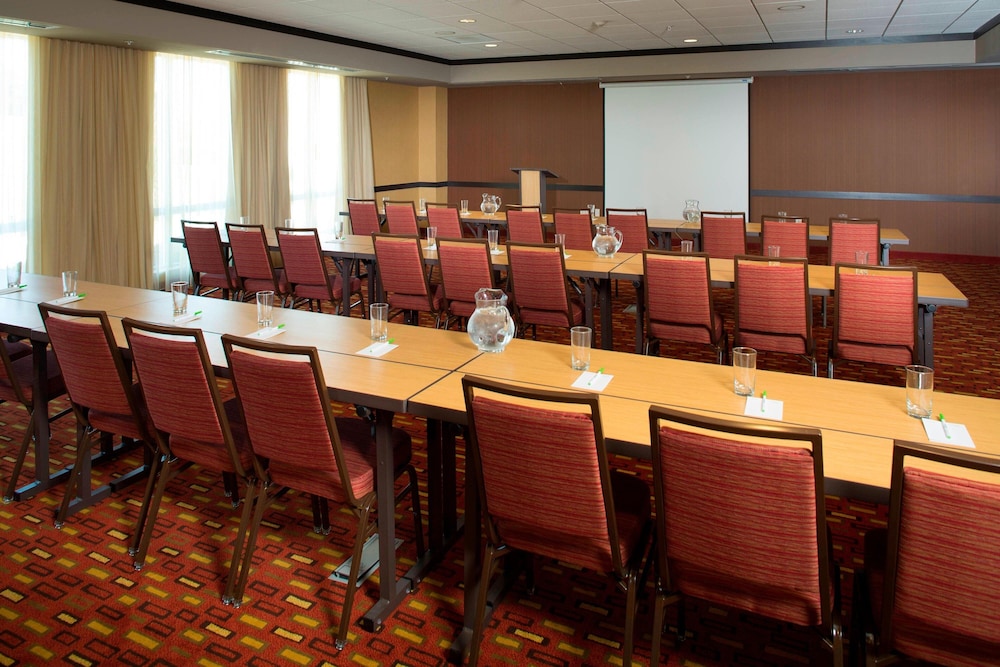 Courtyard by Marriott Dallas Midlothian Midlothian Conf Ctr - photo 40