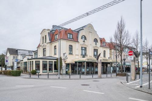 Apartment Kaiser — 4-Star Luxury Hotel in Ostseebad Kuehlungsborn, Germany