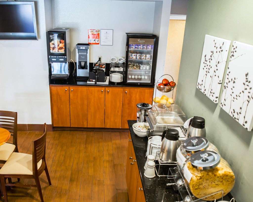 Sleep Inn Fredericksburg North - photo 27