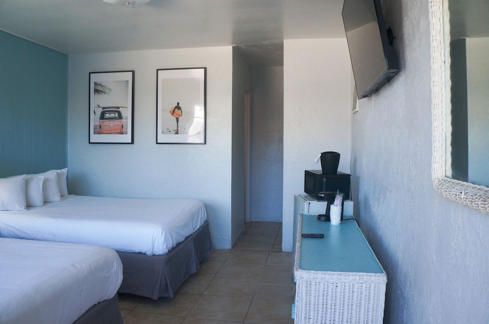 Ocean Holiday Motel - photo 8
