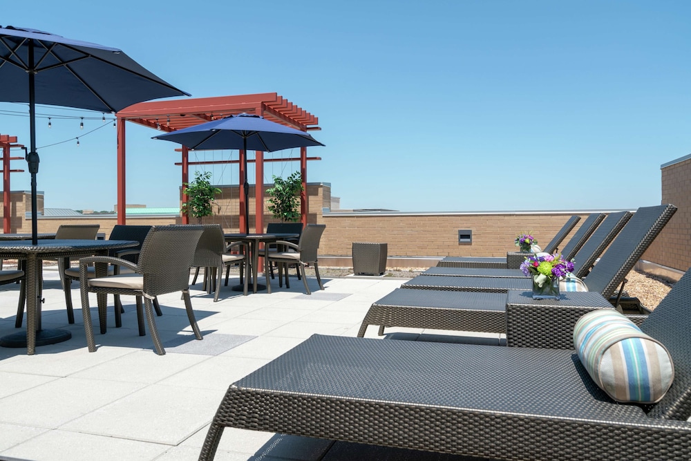 Hilton Garden Inn Alexandria Old Town National Harbor - photo 23
