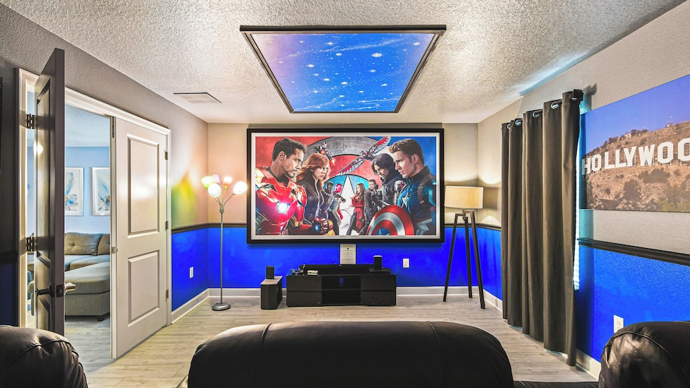 Elegant Home With Resort Amenities Gameroom - photo 47