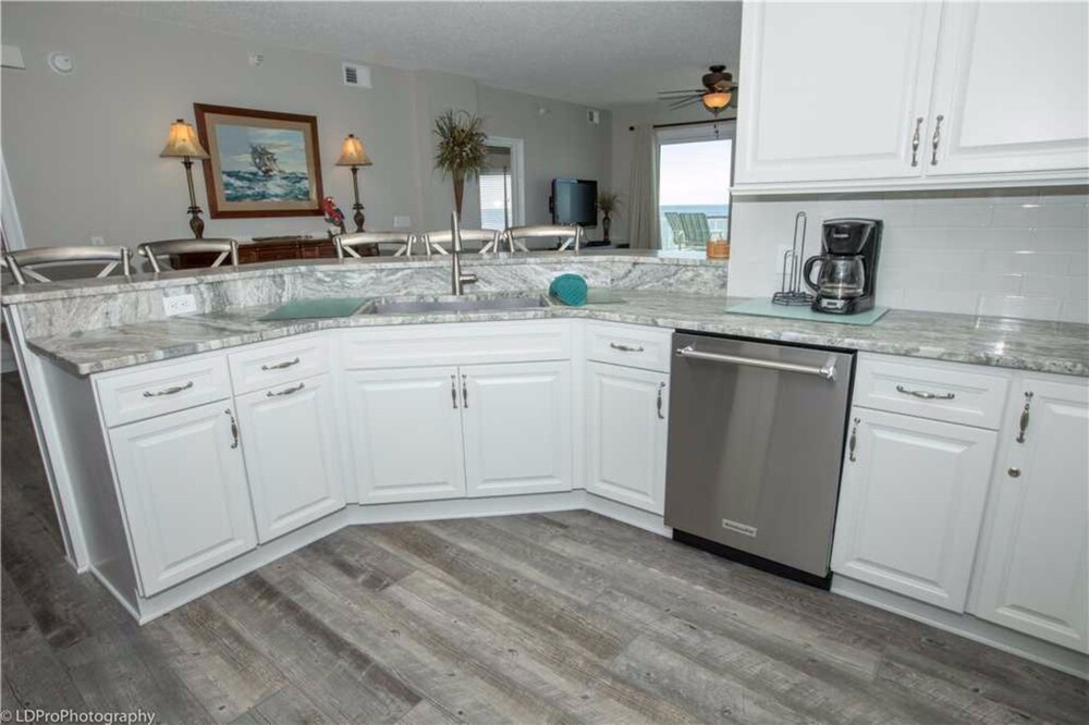 Waterview Towers Yacht Club by Holiday Isle - photo 26