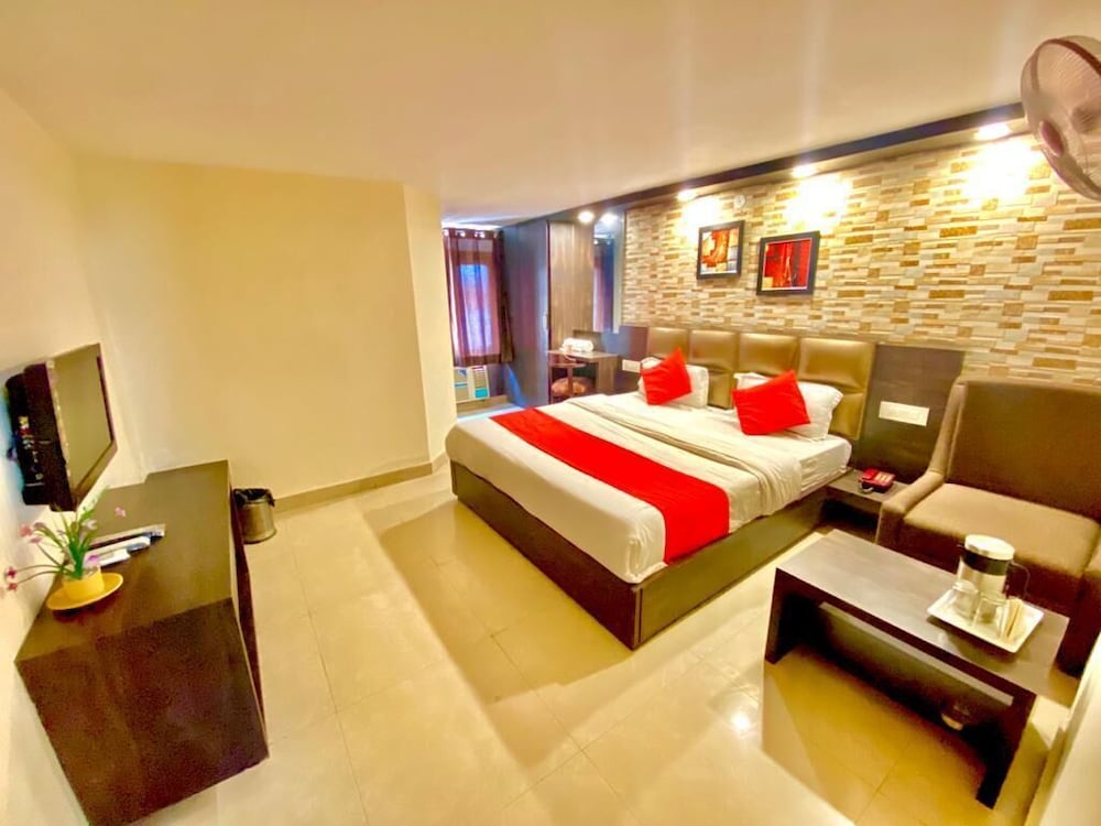 Hotel Nanda - carbon neutral hotel in Ludhiana