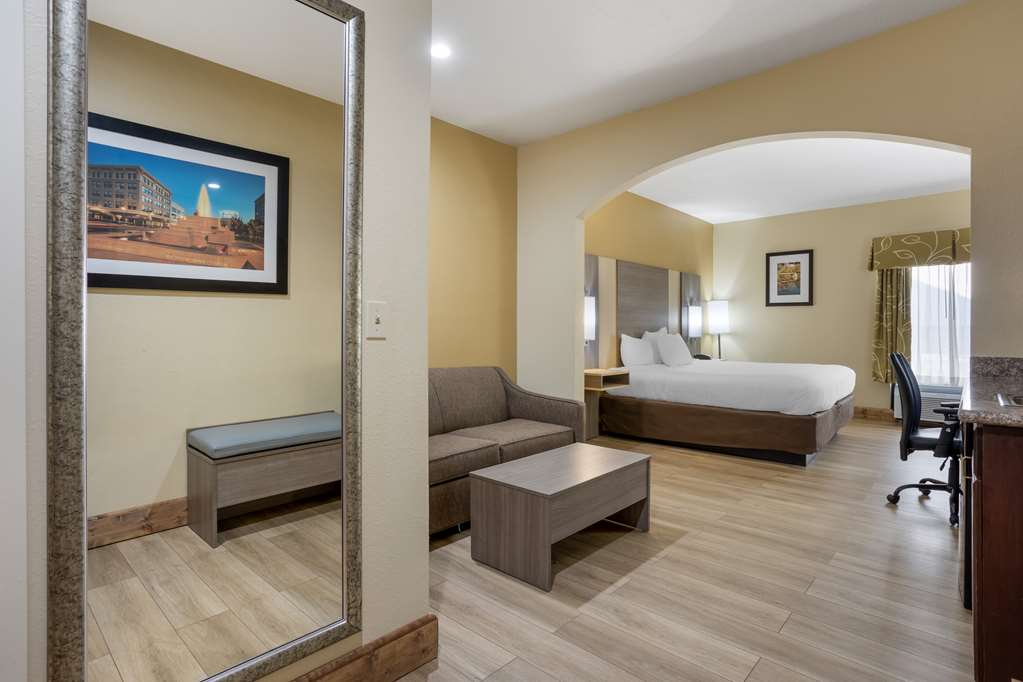 Best Western Plus Springfield Airport Inn - photo 13