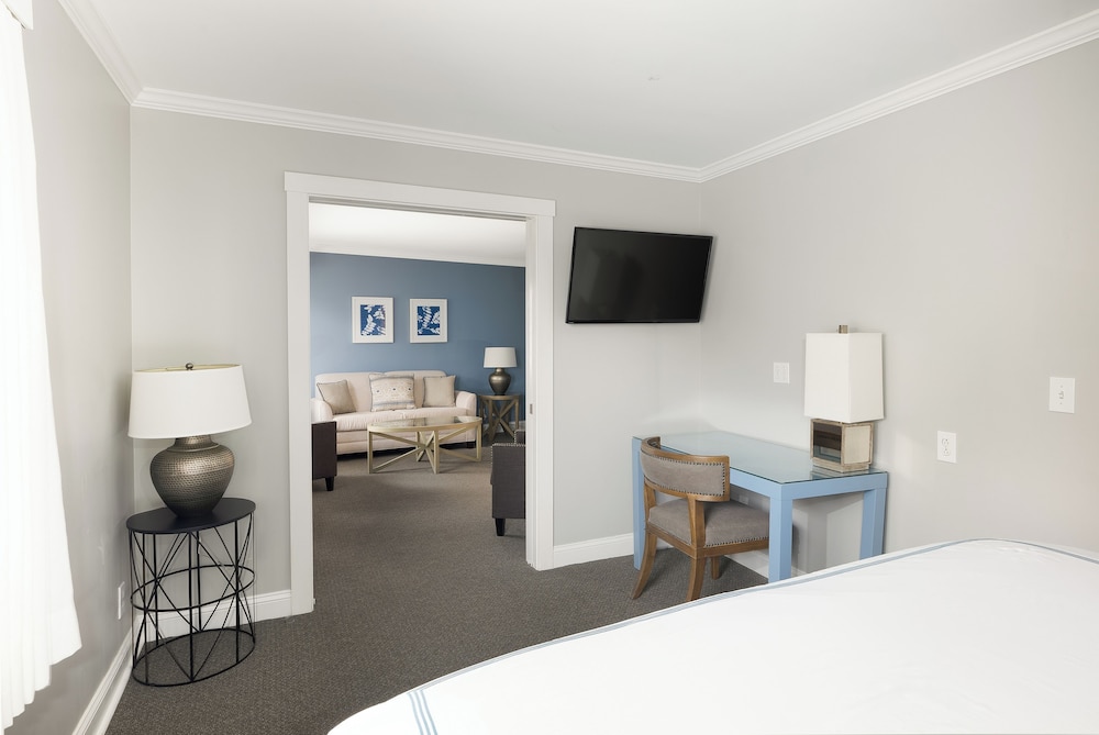 Boothbay Harbor Oceanside Inn - photo 8