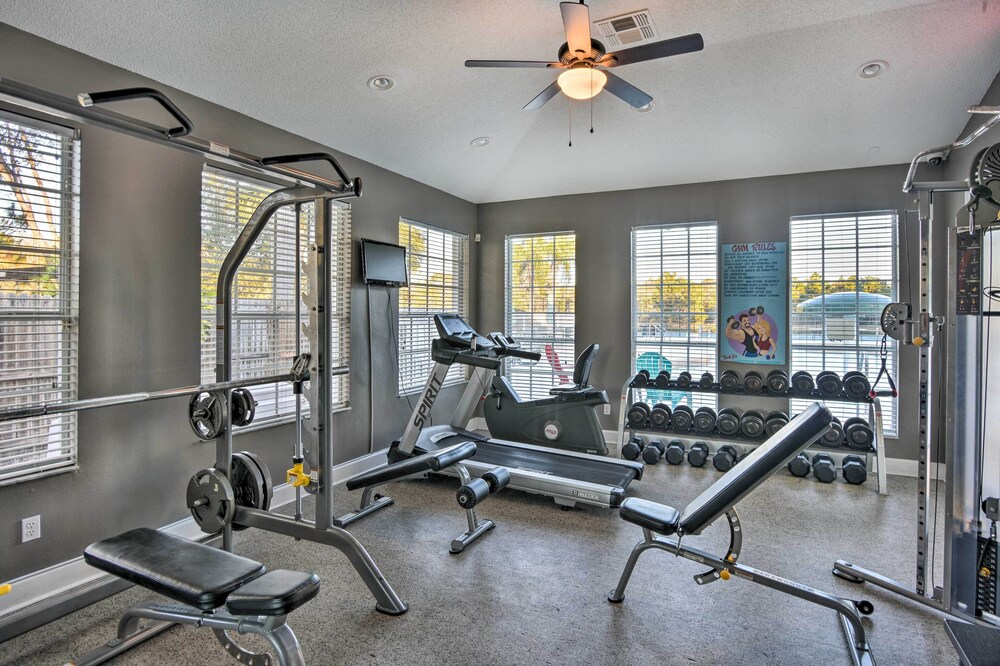 10 Mi to Disney Resort Home with Pool and Spa - photo 25
