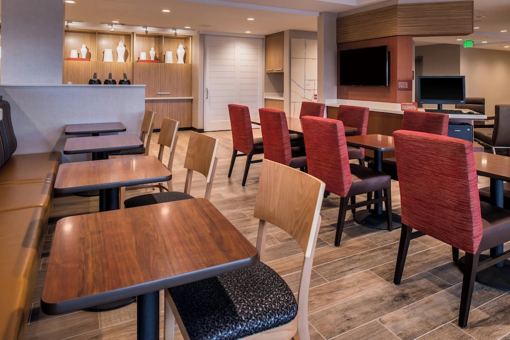 TownePlace Suites by Marriott Merced - photo 36
