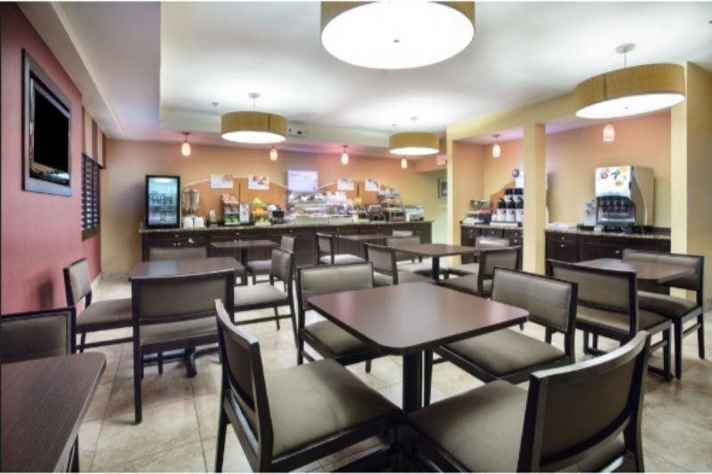 Holiday Inn Phoenix Tempe - photo 6