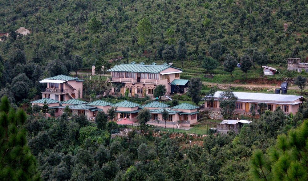 Parwati Resort — hotel in Pithoragarh