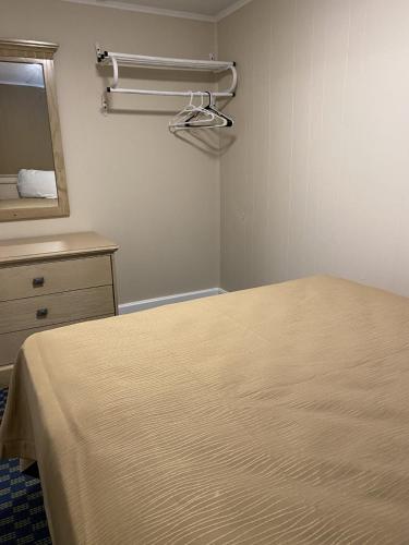The Admiral Hotel Motel - photo 151