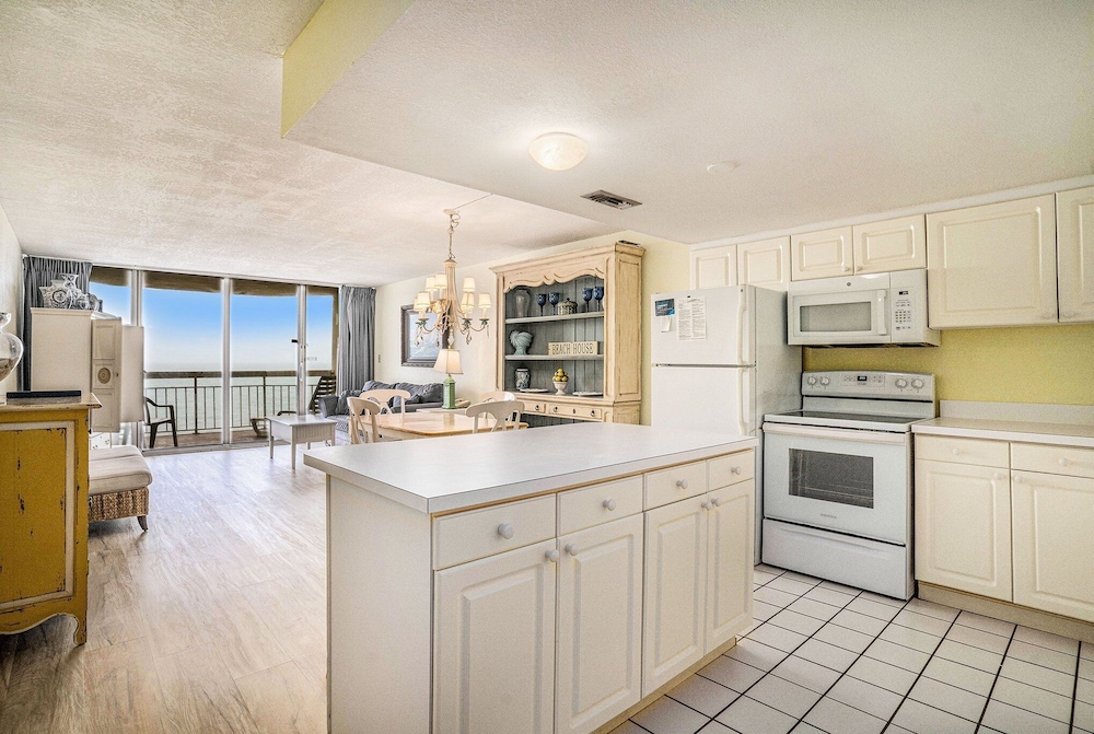 0603 Waters Edge Resort 1 Bedroom Condo by RedAwning - photo 5