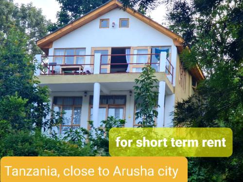 Holiday cottage by the river Arusha — 4-Star Luxury Hotel in Arusha, Tanzania