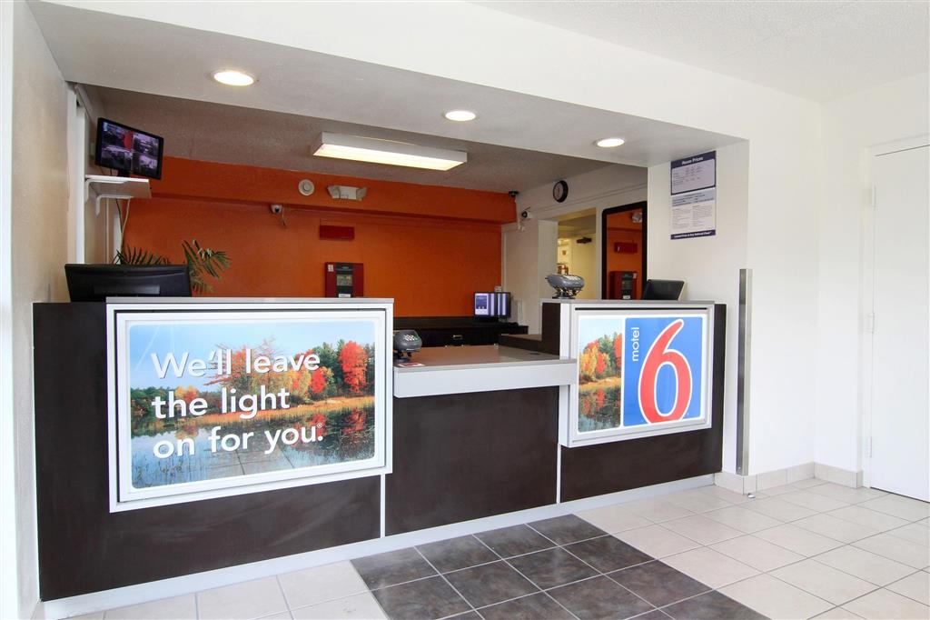 Motel 6 Middleburg Heights OH Cleveland - photo 24