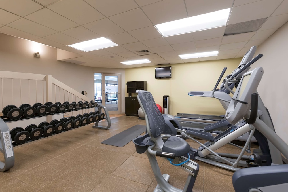DoubleTree Suites by Hilton Nashville Airport - photo 26