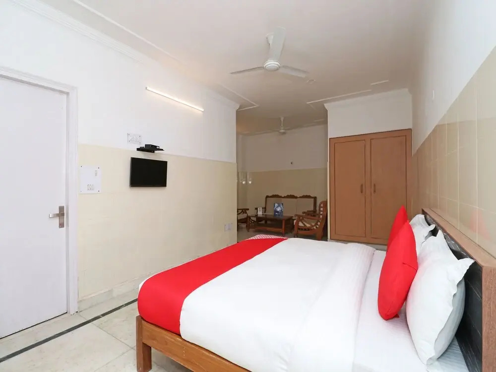 OYO 38103 Hotel Shubham — Rewari — photo 2