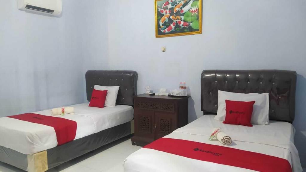 RedDoorz Syariah near Stasiun Pekalongan 3 in Pekalongan, Indonesia