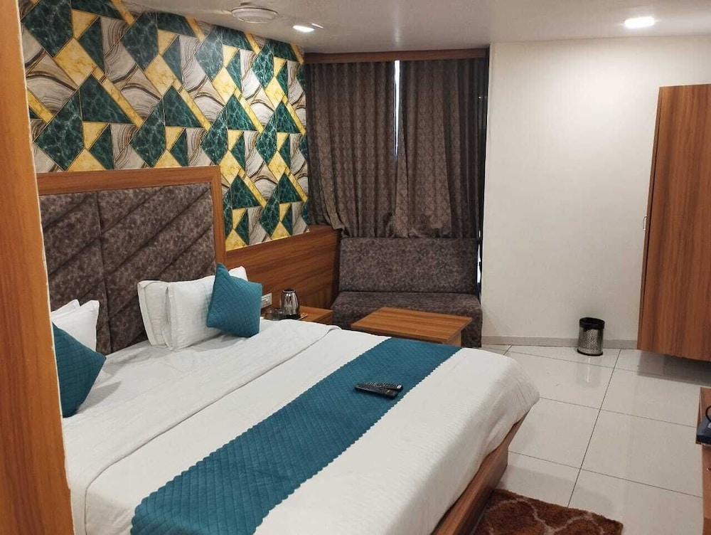 Hotel Silver Inn — Gandhinagar — photo 5