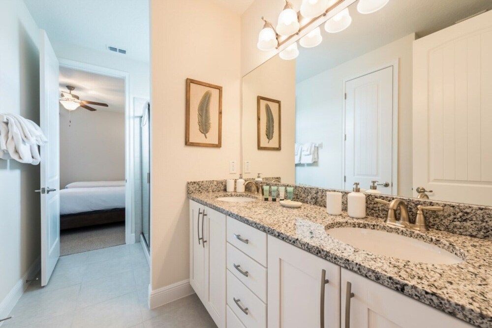 Luxury 8 Bedroom Villa on Encore Resort at Reunion Orlando Villa 2926 - photo 30