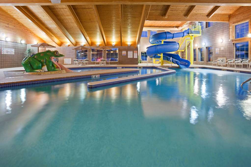 AmericInn by Wyndham Wetmore Munising - featured photo