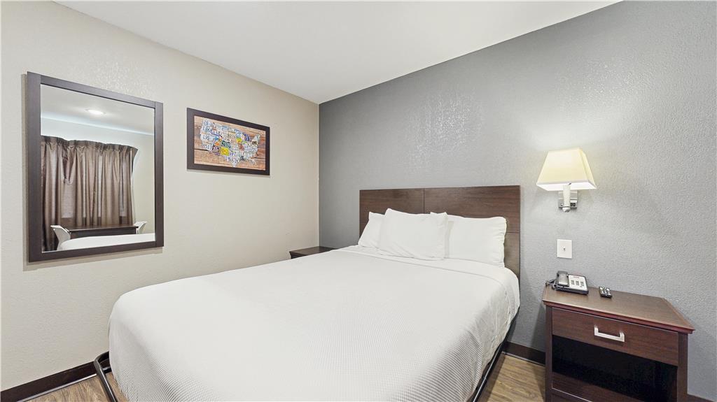 Red Lion Inn & Suites Olathe Kansas City - photo 12