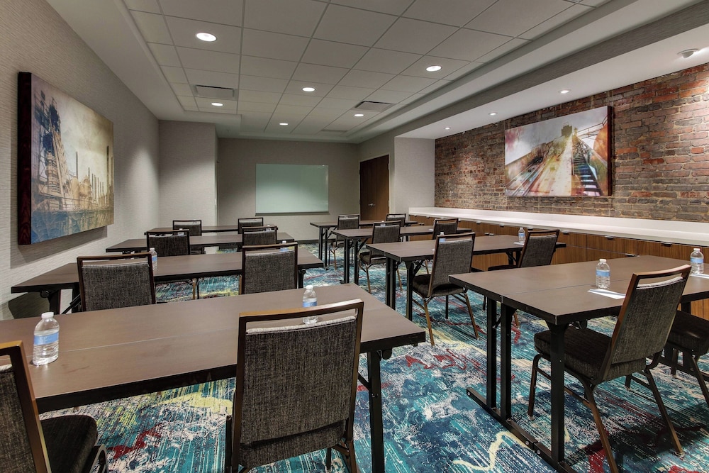 Fairfield Inn & Suites by Marriott Birmingham Downtown - photo 28