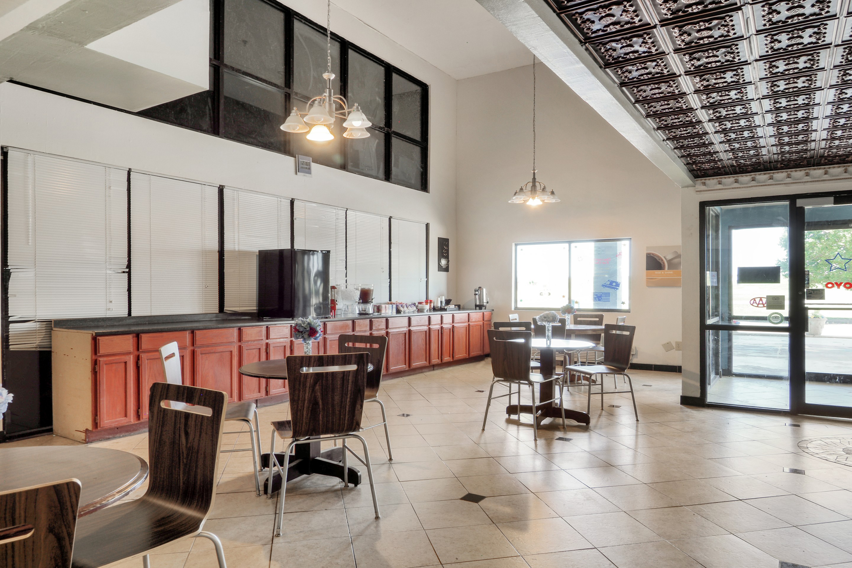 Lonestar Inn & Suites Erick Ok Hwy 40 By Oyo - photo 8