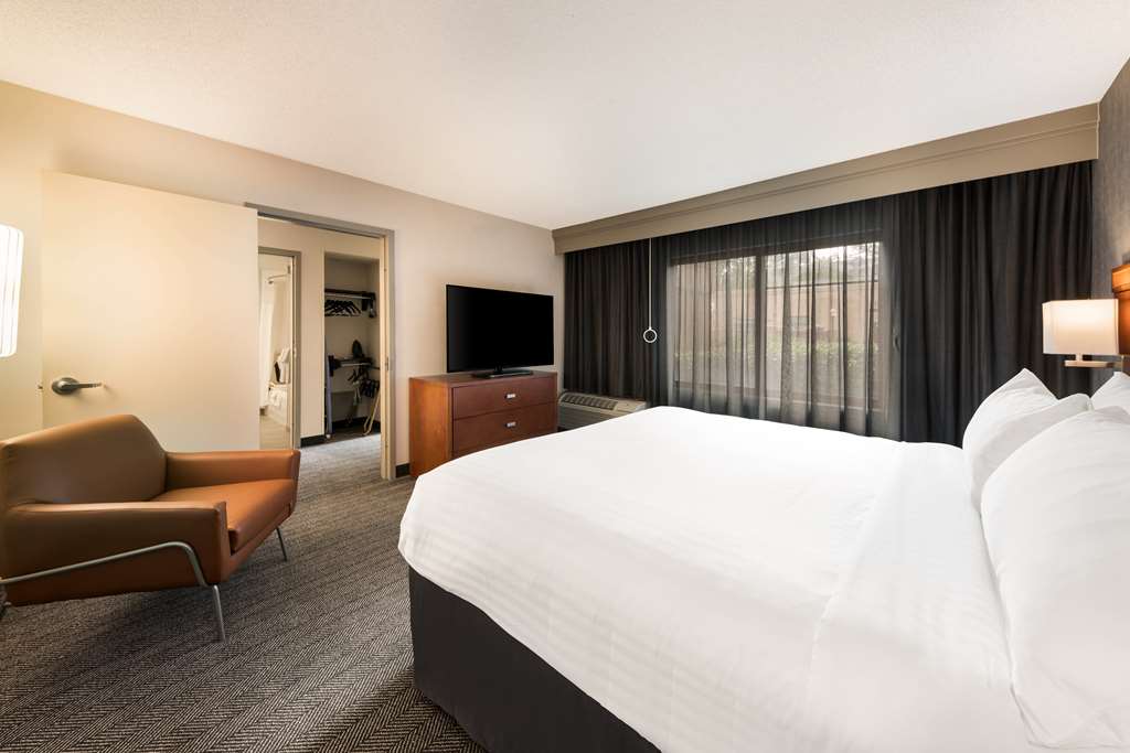 Sonesta Select San Jose Airport - photo 29