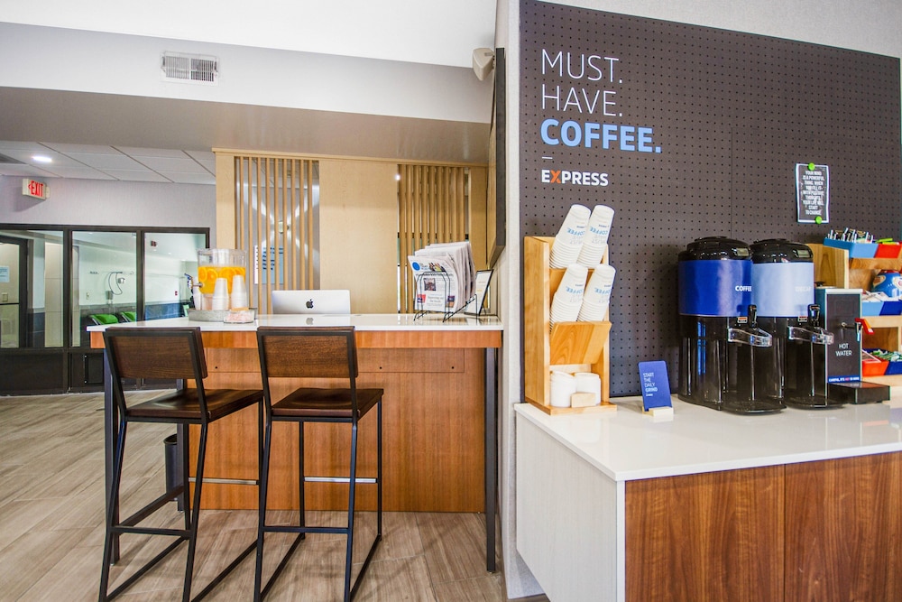 Holiday Inn Express Dublin by IHG - photo 29