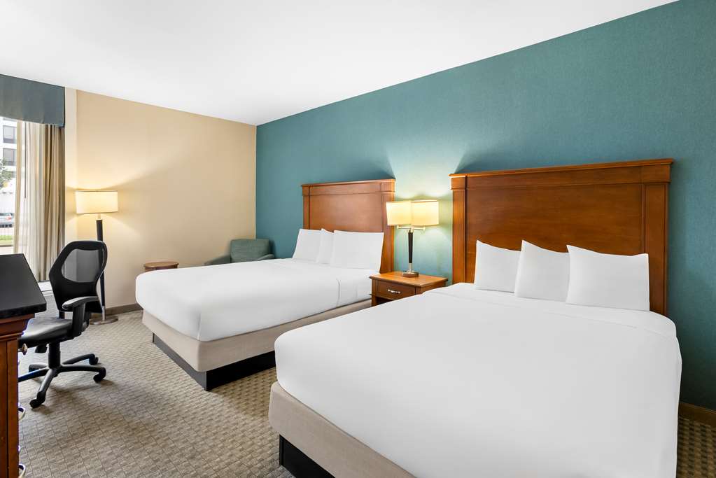 Sonesta Essential Houston Hobby Airport - photo 7