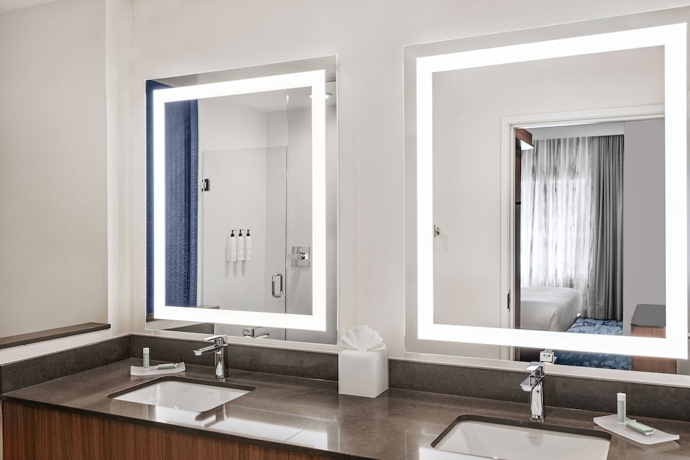 Fairfield by Marriott Inn & Suites Austin Downtown - photo 27