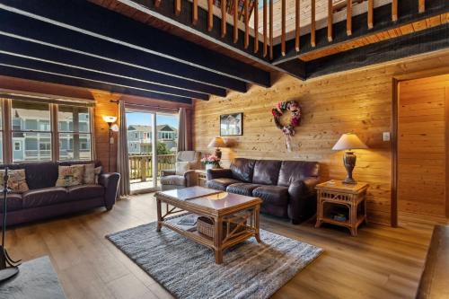 1310 Blue Whale in Unknown City, United States