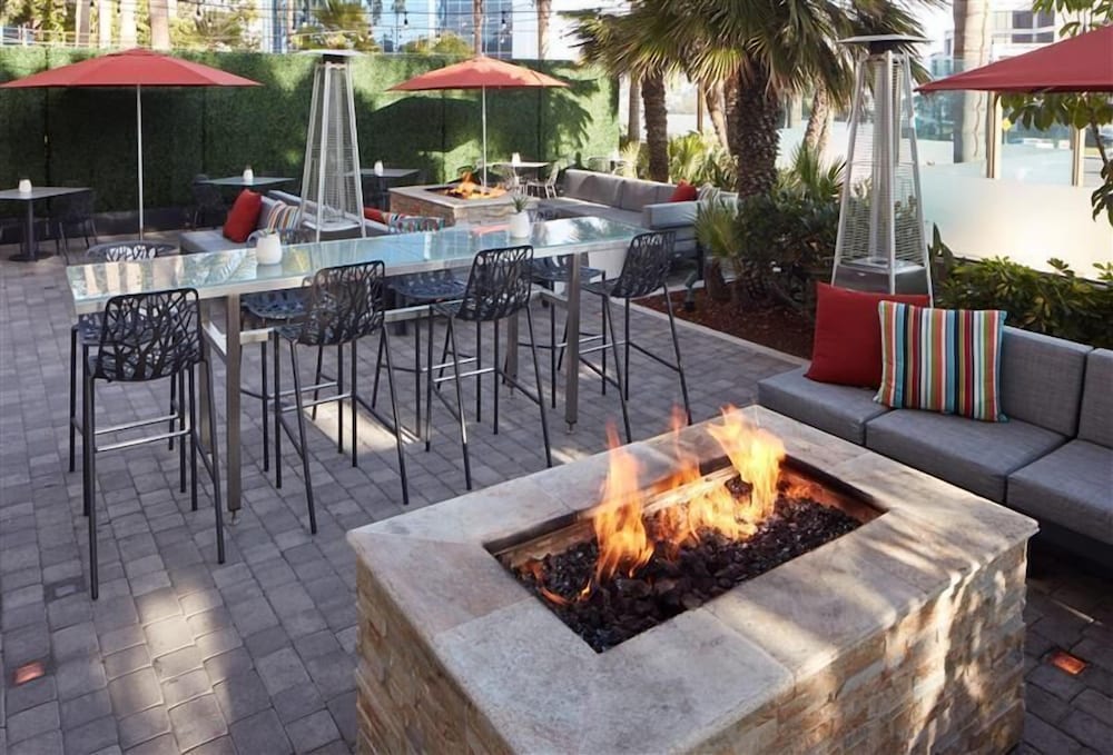 Embassy Suites by Hilton San Diego La Jolla - photo 46