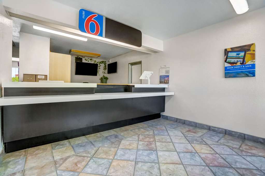 Motel 6 Red Bluff CA - photo 23