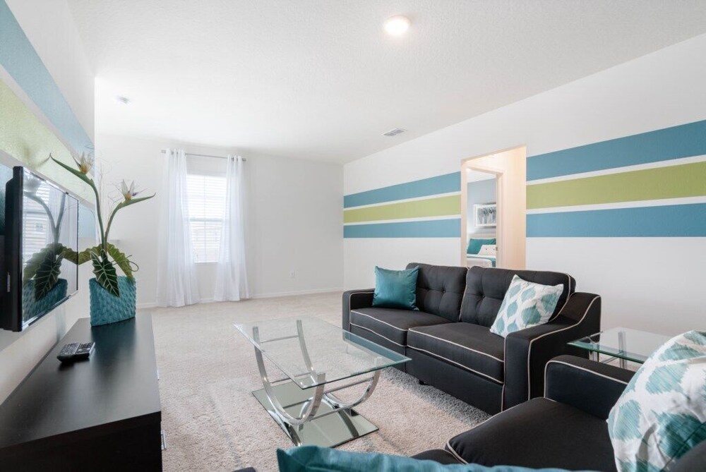 Lovely 4 Bed Pool Hm at Solterra Resort - photo 22