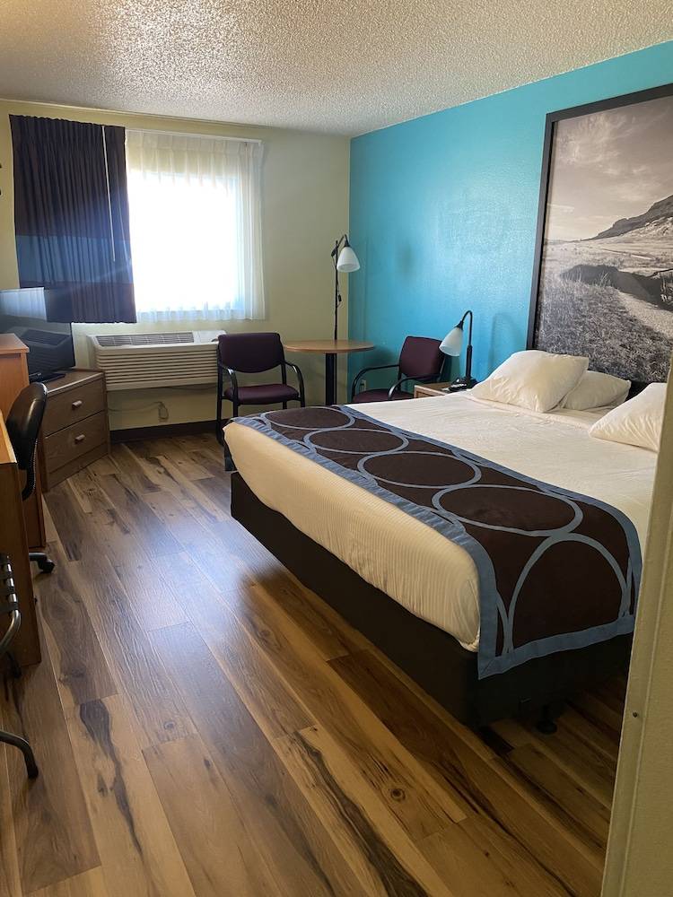 Super 8 by Wyndham Ogallala - photo 5