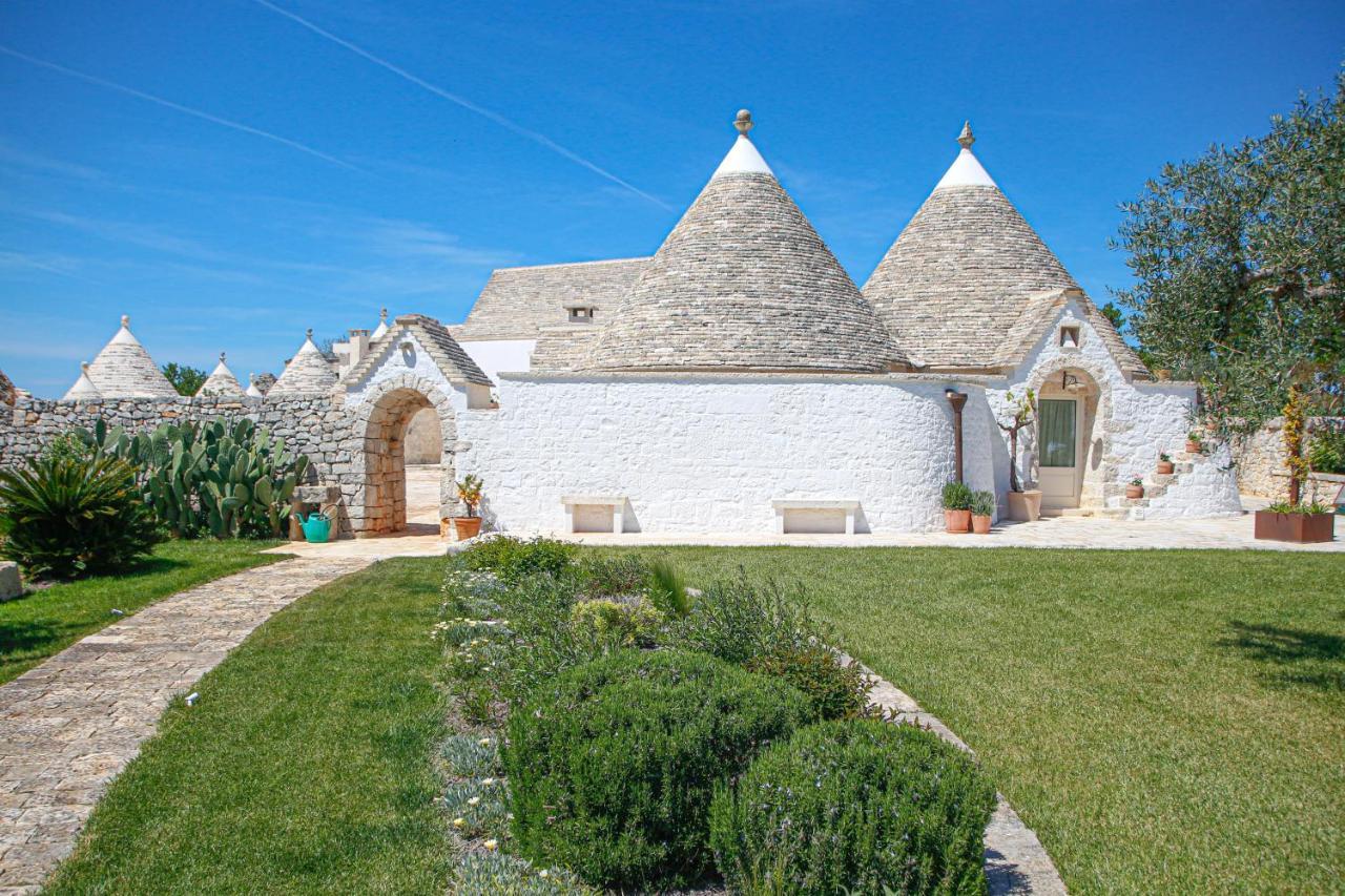 Agrosilente — 4-Star Luxury Hotel in Locorotondo, Italy