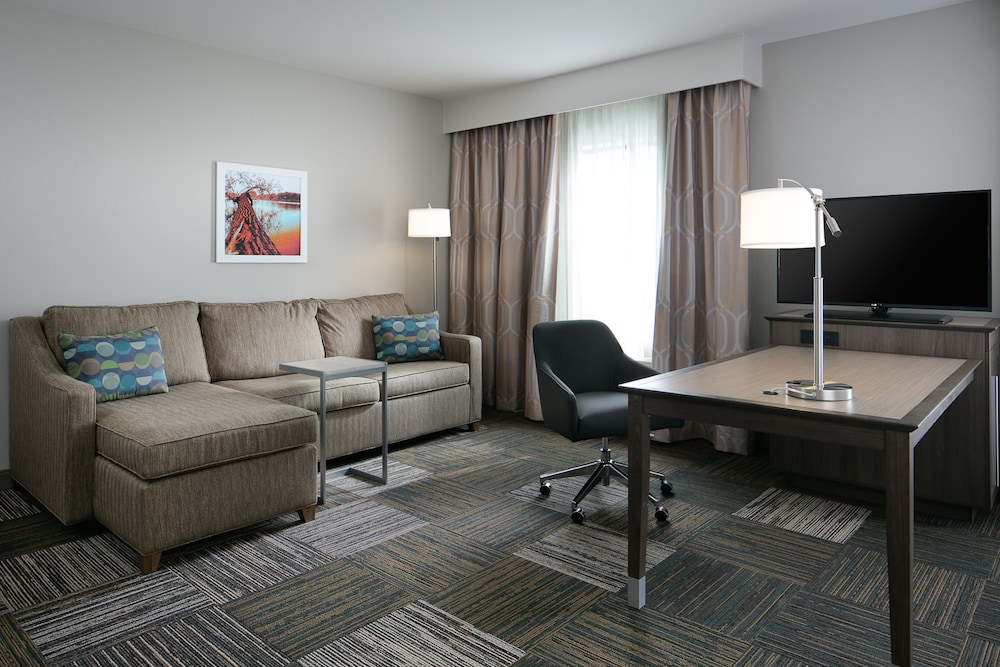 Hampton Inn & Suites Mason City - photo 19