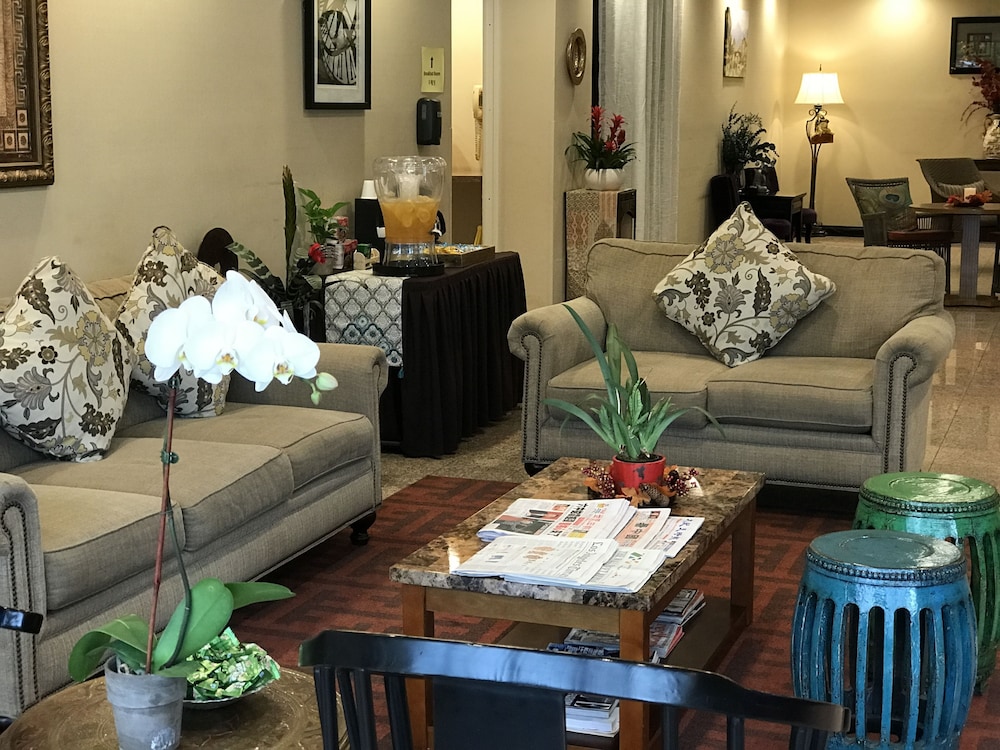 GreenTree Inn & Suites Alhambra - photo 5