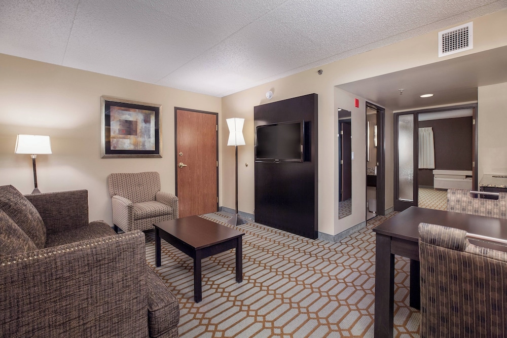 Delta Hotels by Marriott Fargo - photo 29