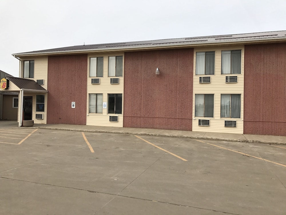 Super 8 by Wyndham Redfield - photo 29
