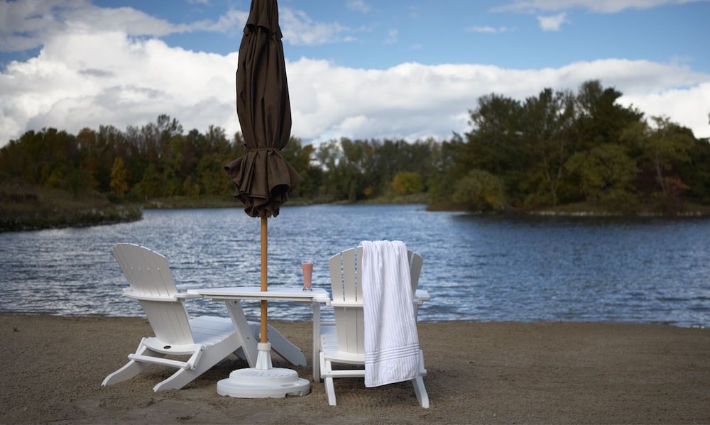 Inn On Woodlake - photo 48