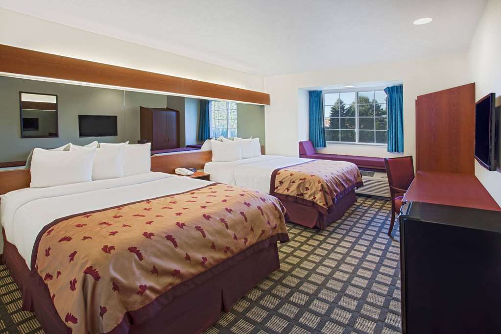 Microtel Inn & Suites by Wyndham Holland - photo 13