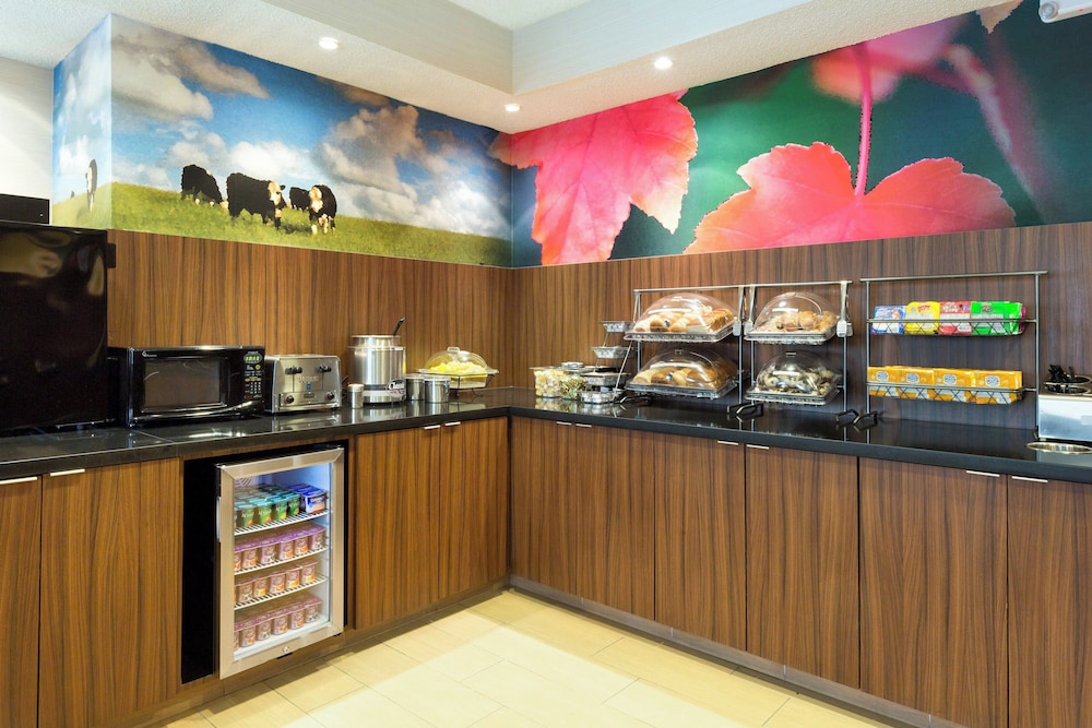 Fairfield Inn & Suites by Marriott San Antonio Market Square - photo 41
