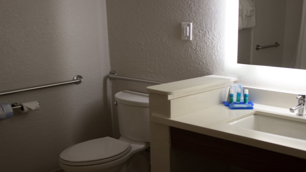 Holiday Inn Express Winfield Teays Valley - photo 6