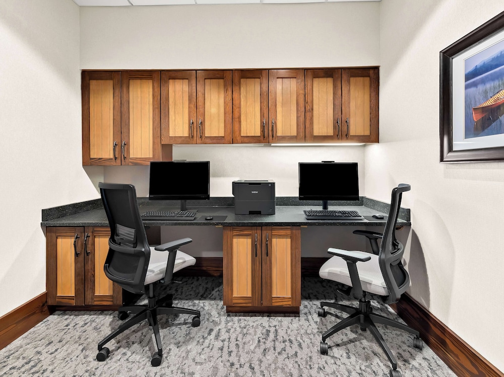 Hampton Inn & Suites Lake Placid - photo 52